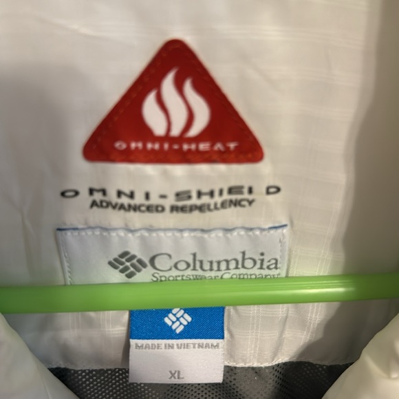 Columbia ski jacket with Omni shield. Size xl. White - Picture 5 of 7